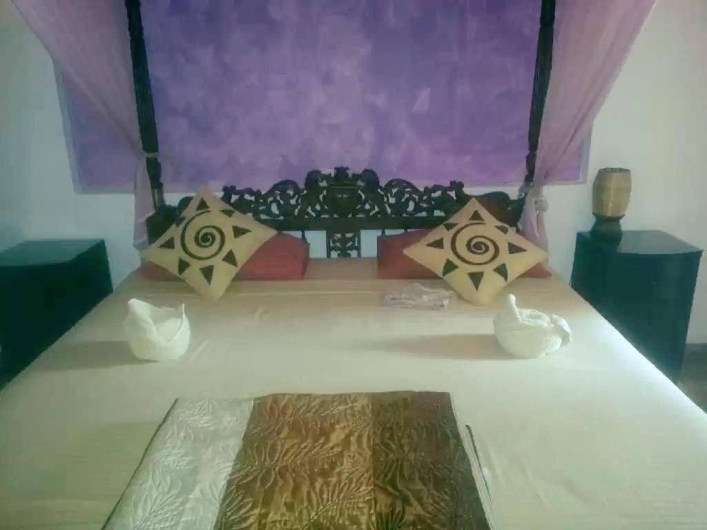 Solomon Beach Hotel Marawila Luaran gambar